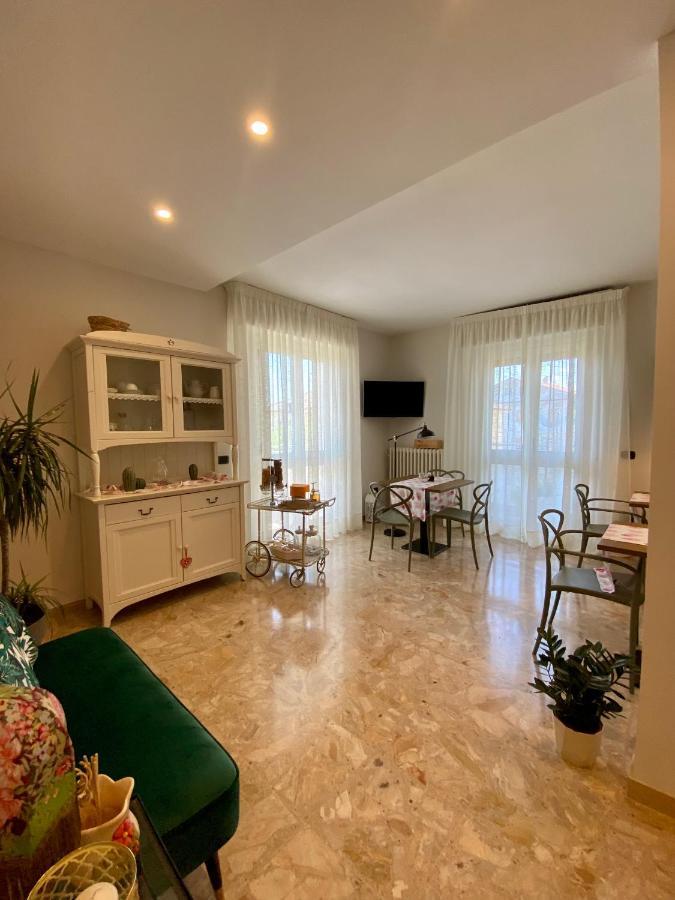 A Due Passi B&B Citta Sant'Angelo Εξωτερικό φωτογραφία
