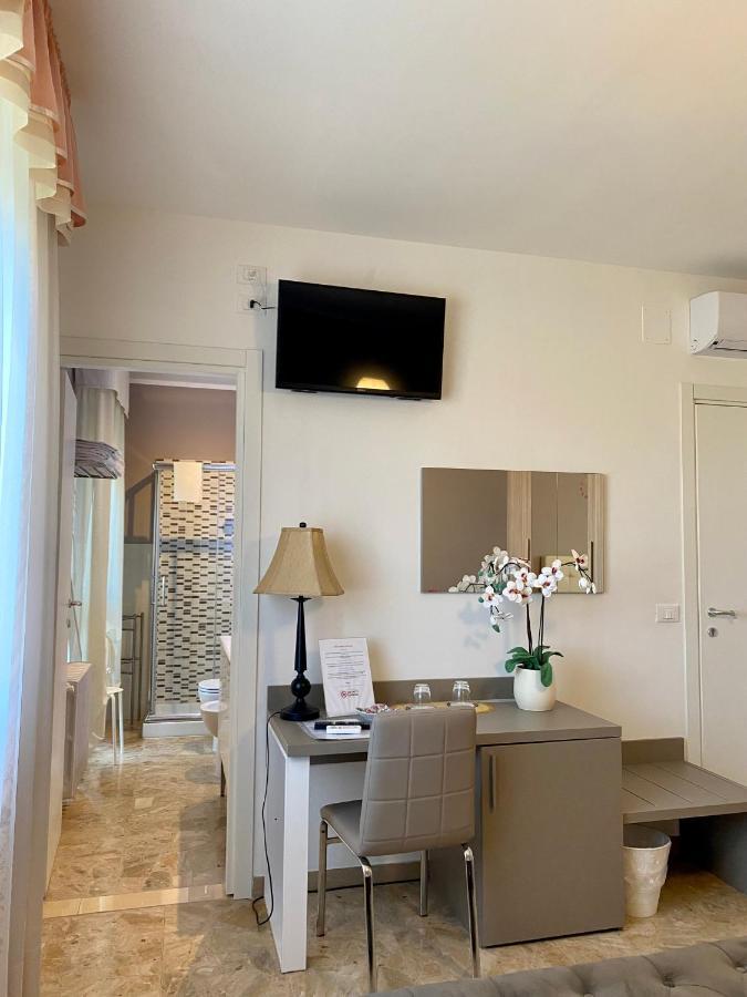 A Due Passi B&B Citta Sant'Angelo Εξωτερικό φωτογραφία